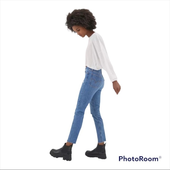 Levi’s Wedgie Straight Jeans 29 | Premium Denim High Rise Button Fly Blue Size 6 - Picture 7 of 14